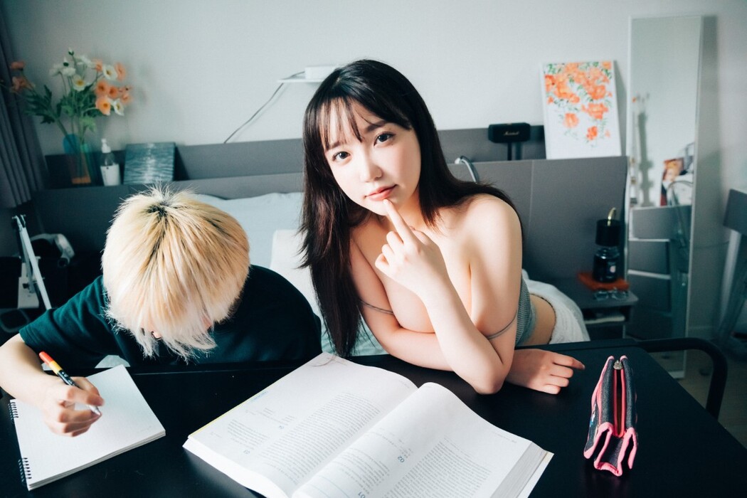 Loozy Son Ye-Eun 손예은 – Private Tutor S.Ver