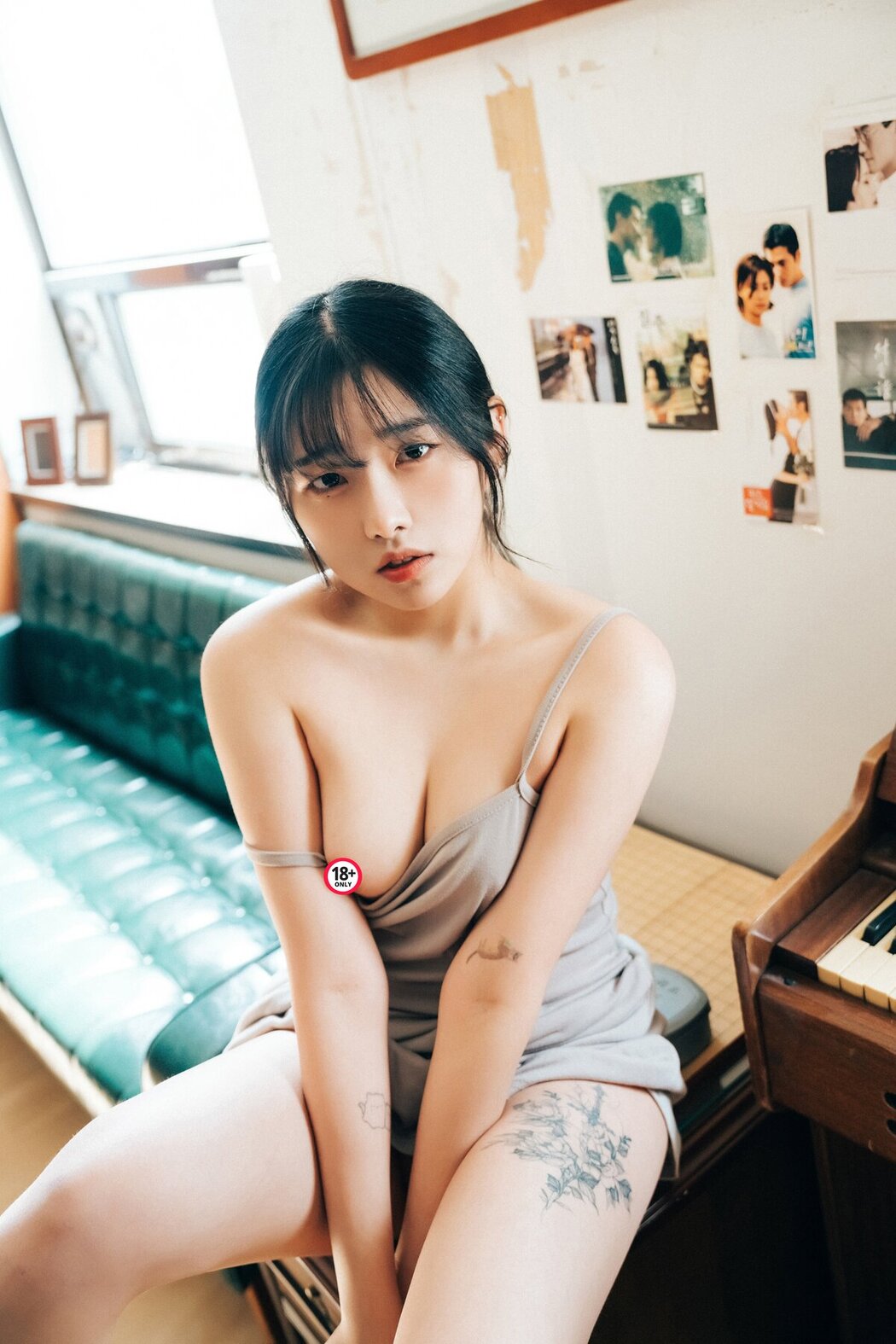 Loozy Sonson 손손 – Comic Shop Girl S.Ver B