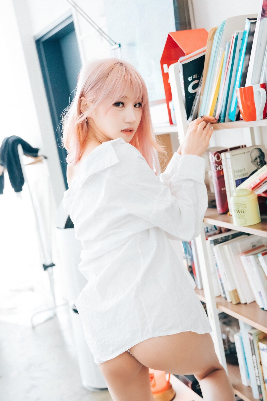 Loozy Taeri – Deviation S.Ver
