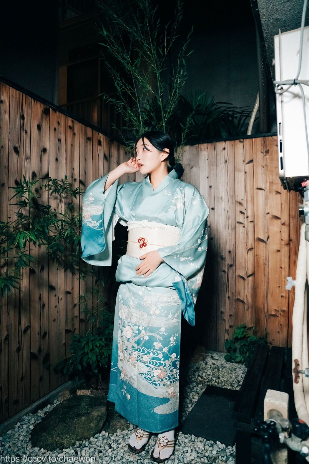 Loozy SonSon 손손 – Osakas