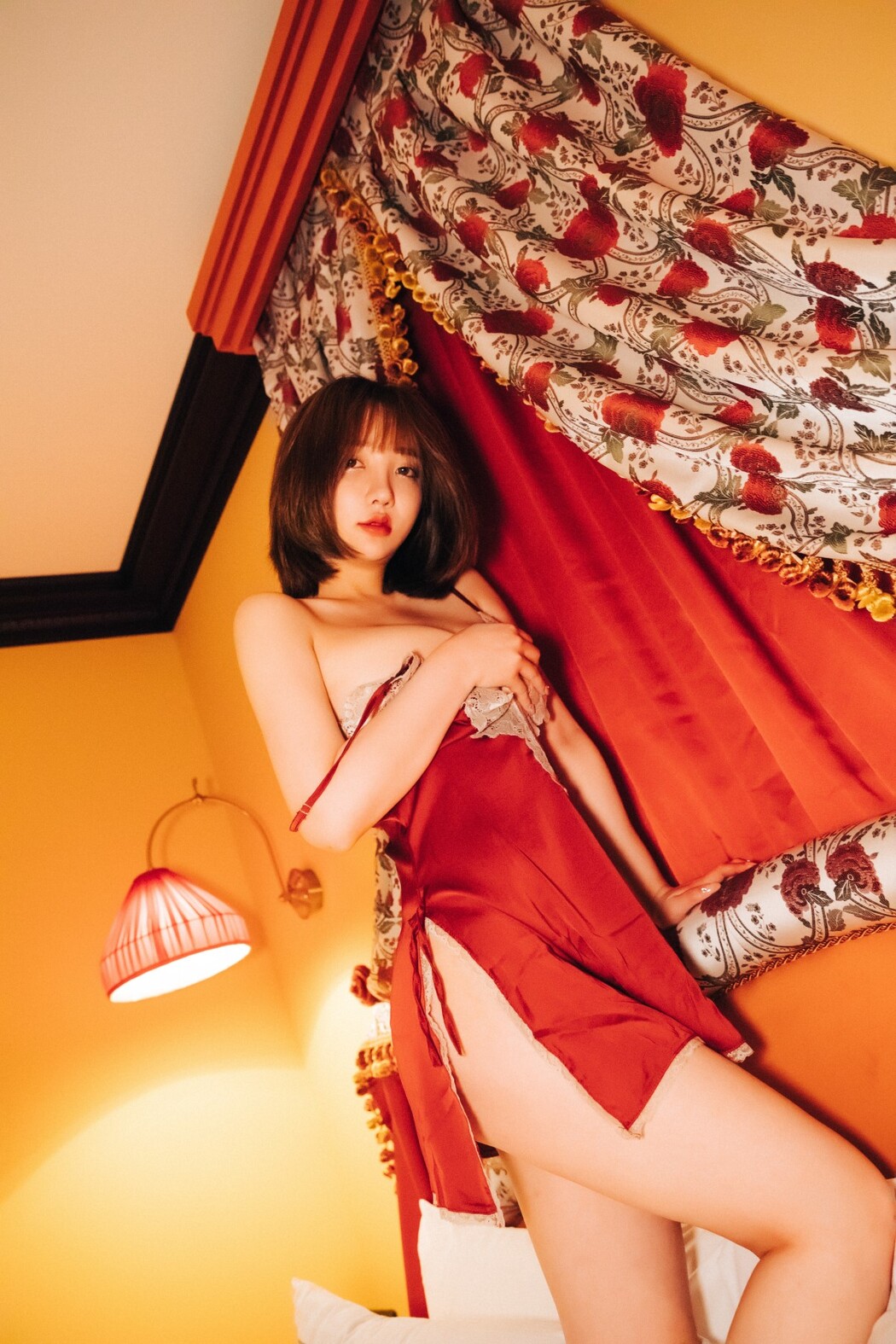 Loozy Son Ye-Eun 손예은 – Halloqueen S.Ver