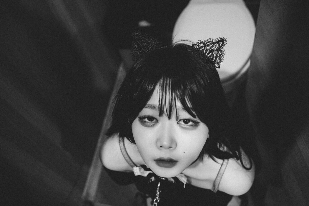 Loozy Zia (지아) – Touch Anal Plug