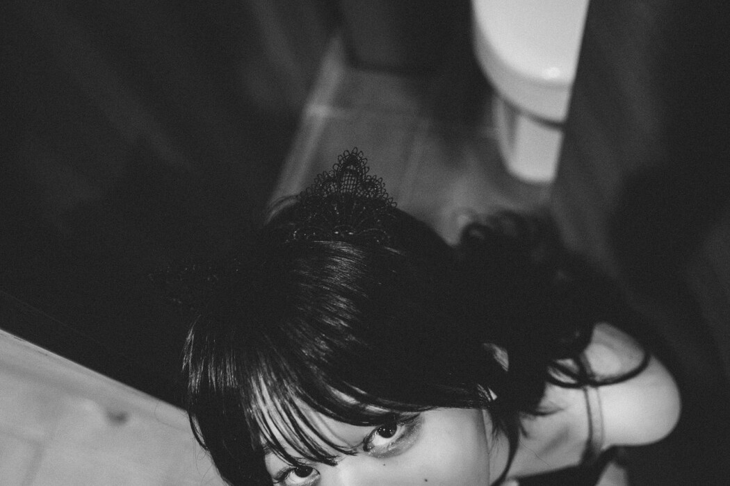 Loozy Zia (지아) – Touch Anal Plug