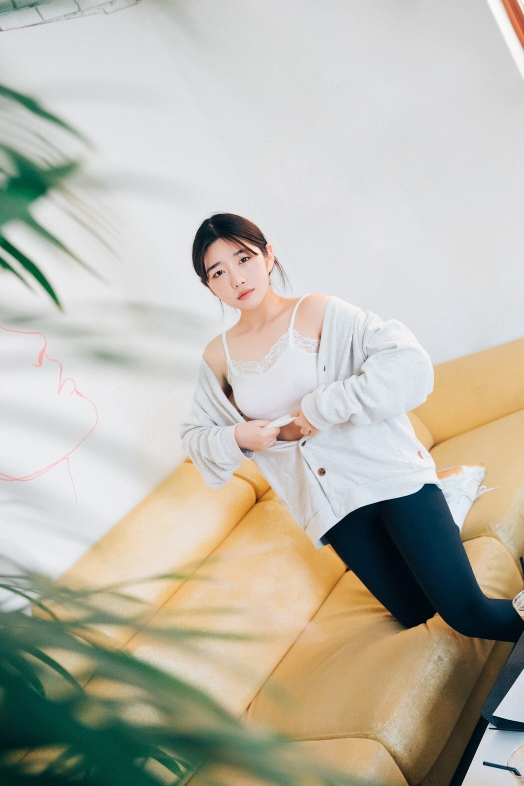 Loozy Sonson 손손 – Yano Date