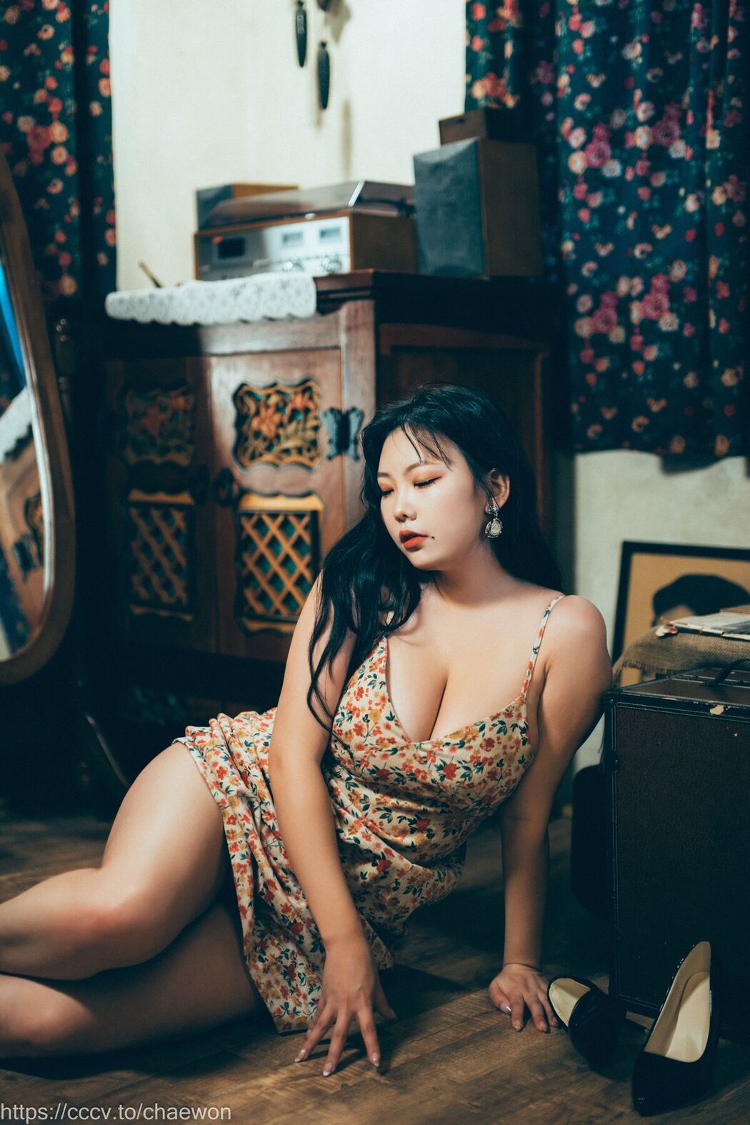 Loozy Sunhye 선혜 – Holyday In Hongkong Part1