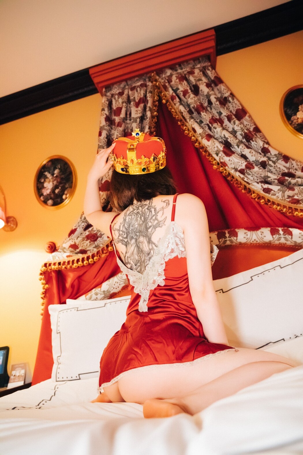 Loozy Son Ye-Eun 손예은 – Halloqueen S.Ver
