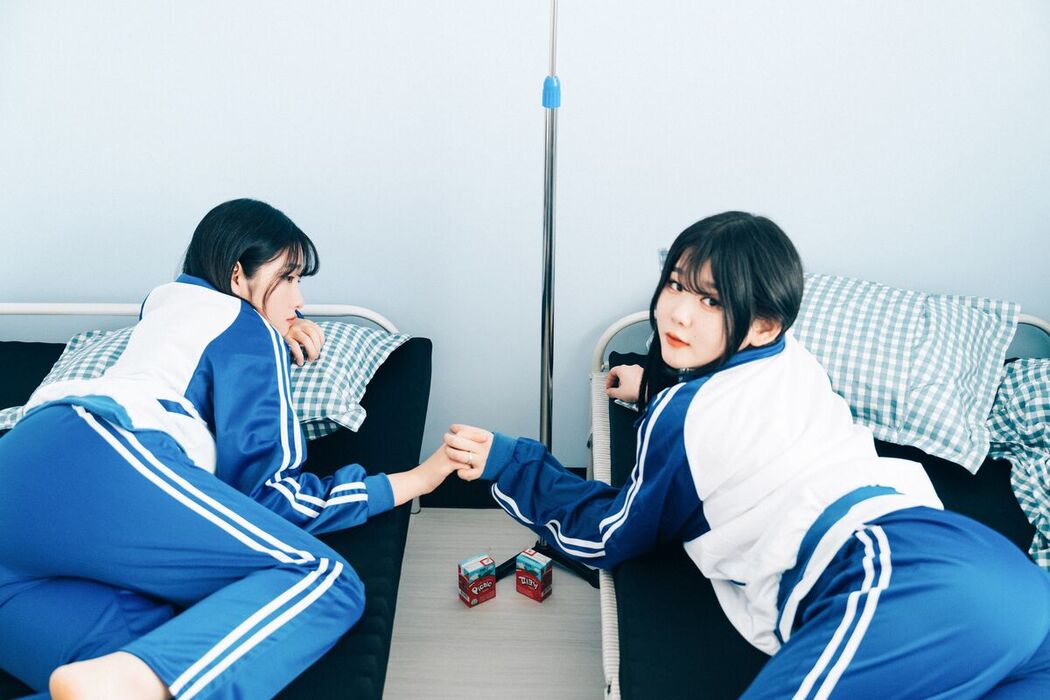 Loozy Sonson 손손 x Zia 지아 – Bitch Academy B
