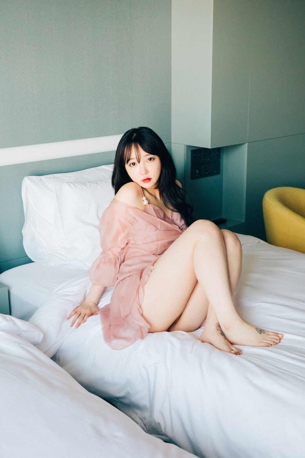 Loozy Son Ye-Eun (손예은) – Hardcore