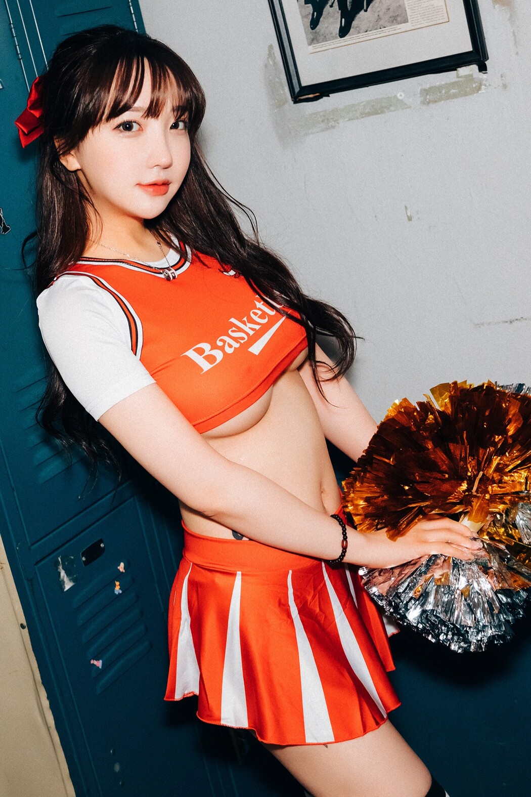 Loozy Son Ye-Eun 손예은 – Cheer Up Cover Photo