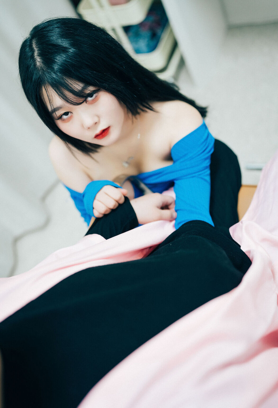 Loozy Zia – Adult Hair Shop Part2
