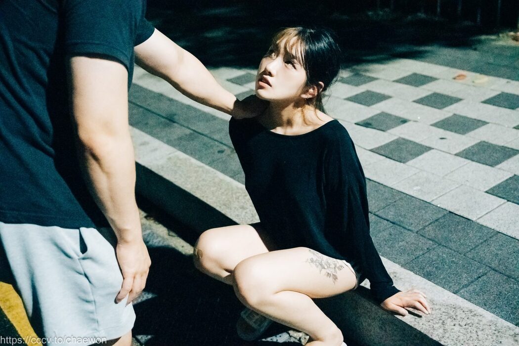 Loozy SonSon 손손 – Public Toilet A