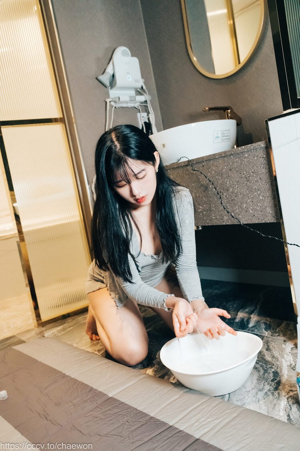 Loozy Sonson 손손 – Massage Girl A