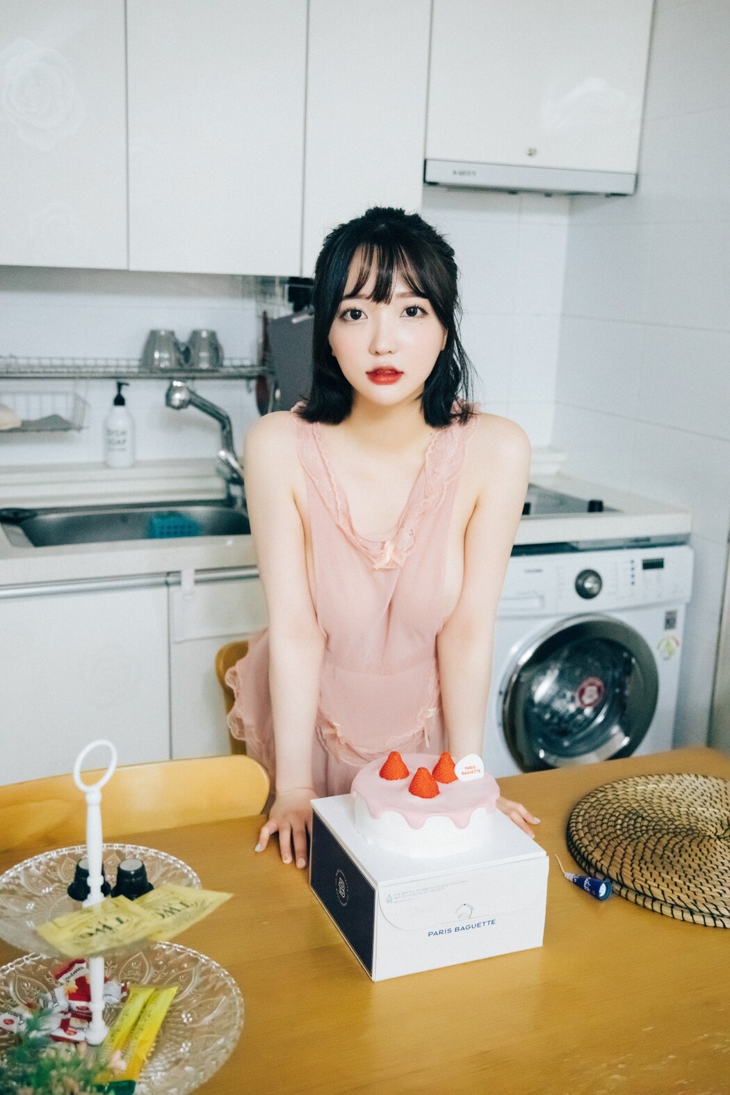 Loozy Son Ye-Eun 손예은 Happy Birthday S.Ver A