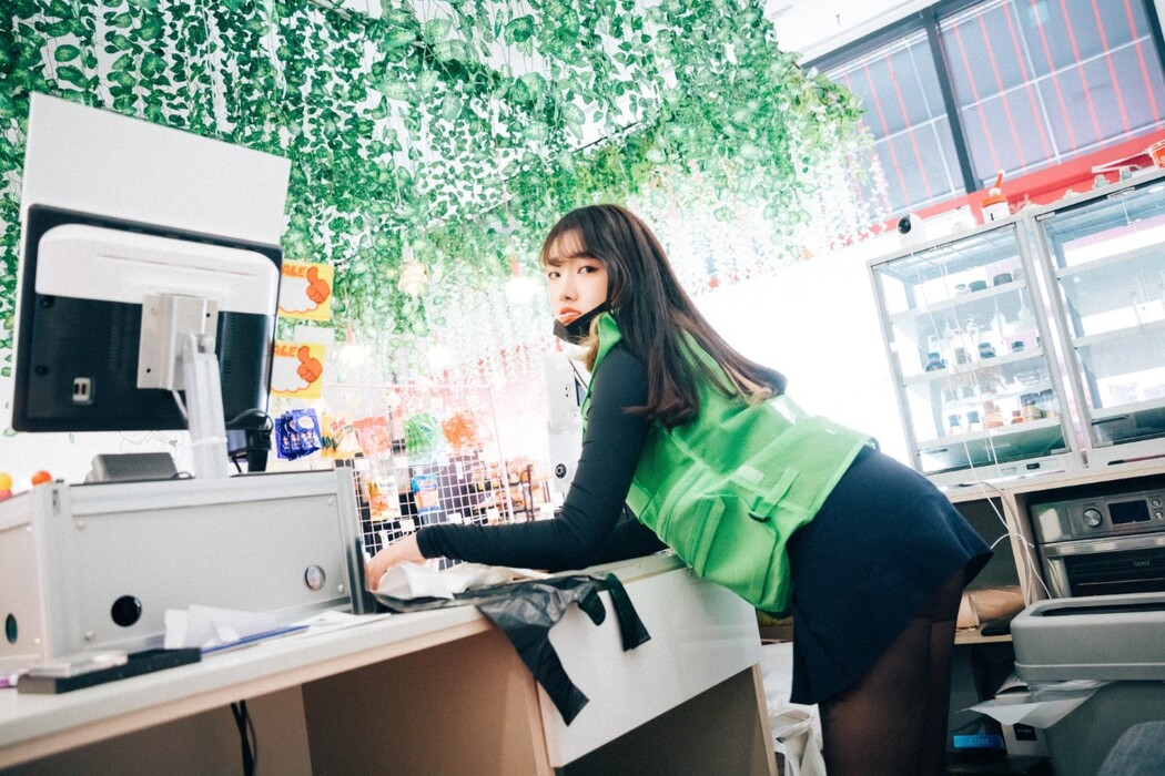 Loozy Sonson 손손 First Nipple Alba S.Ver A