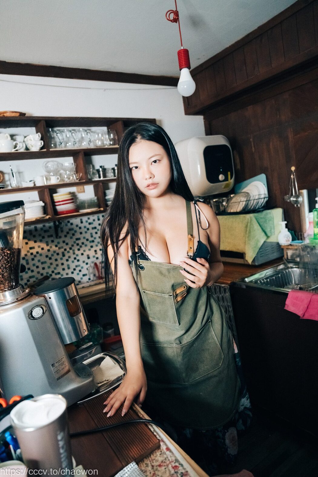 Loozy Ssunskey – Role Cafe A