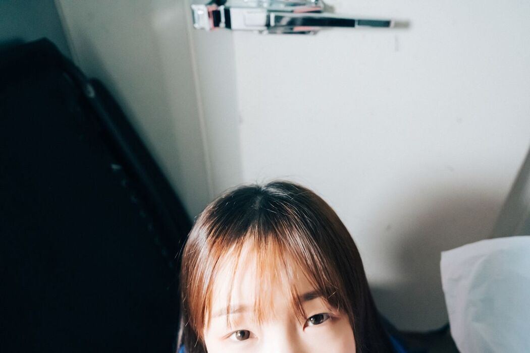 Loozy Yeri – Pocket Girl Alba B