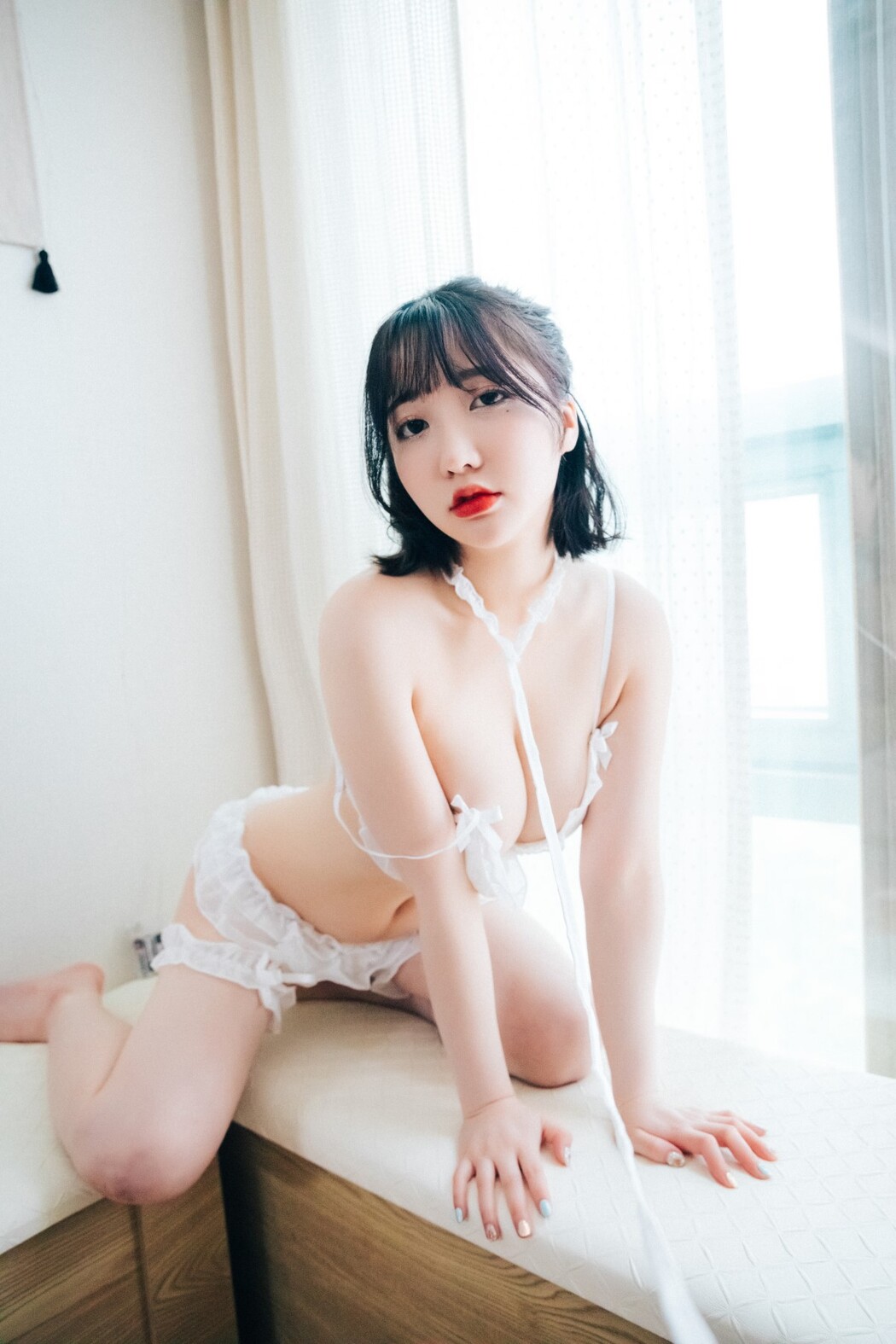 Loozy Son Ye-Eun 손예은 – Cream Party