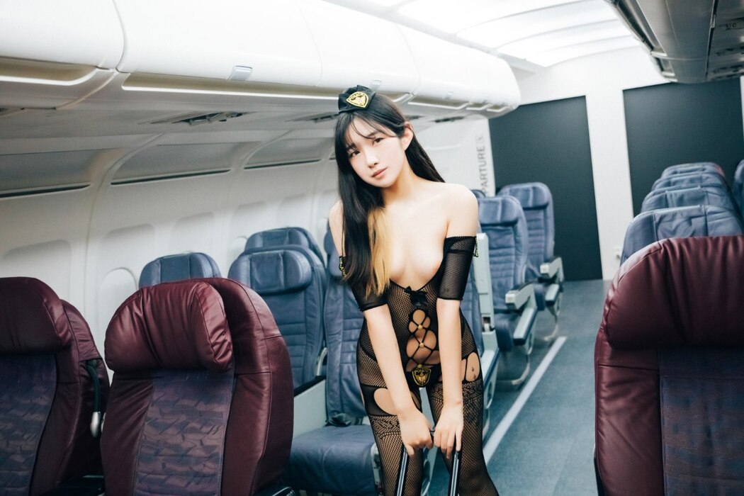 Loozy Sonson 손손 – Night Flight A