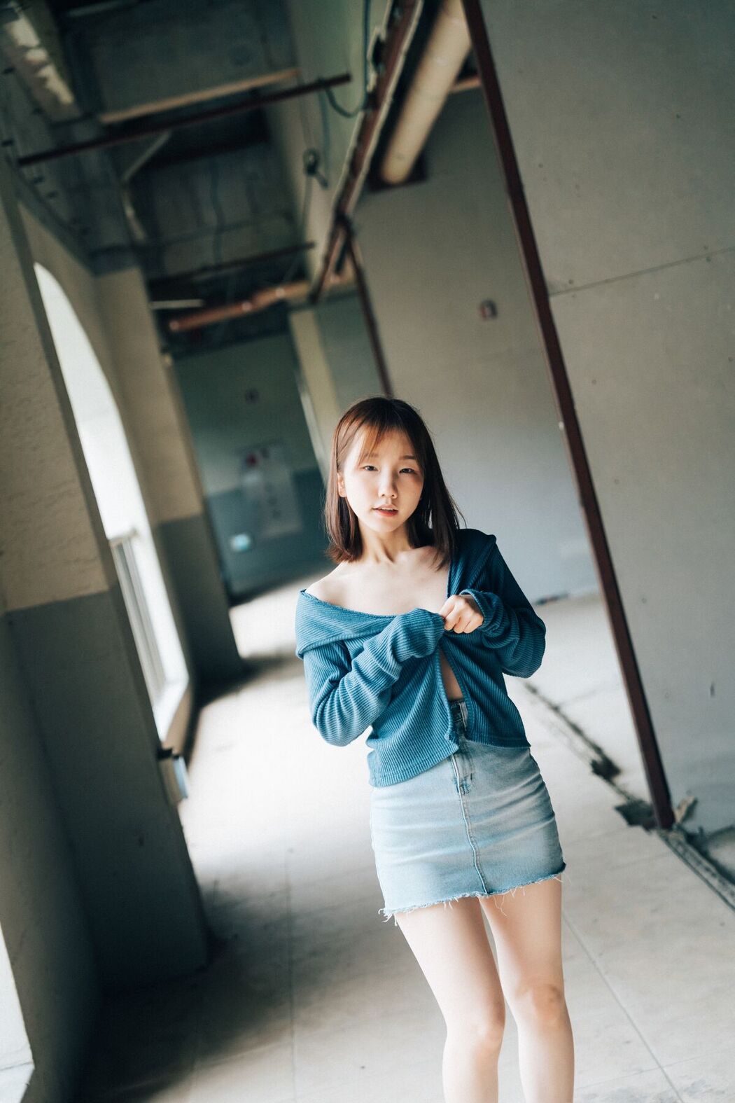 Loozy Yeri – Enjoying Outdoor Part1