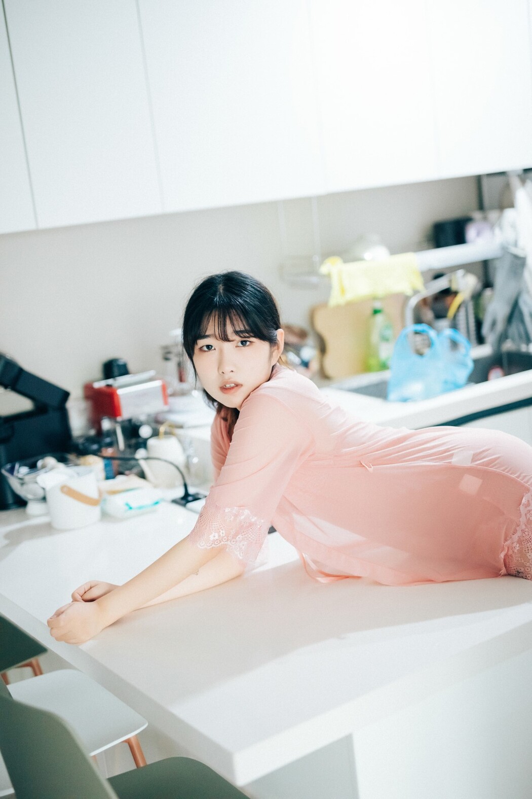 Loozy SonSon 손손 – Date At Home S Ver