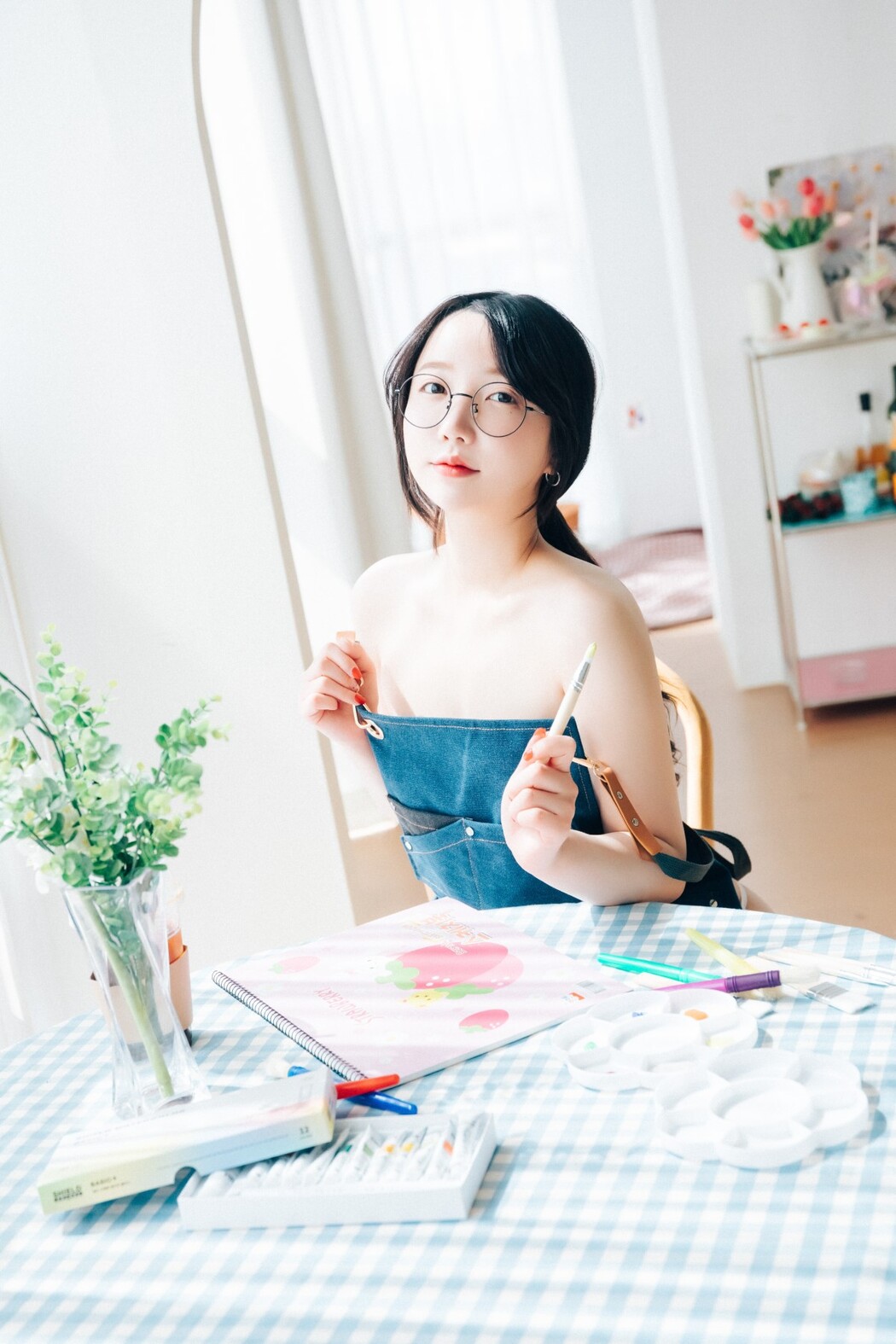 Loozy Son Ye-Eun 손예은 – Nudy Painter S.ver
