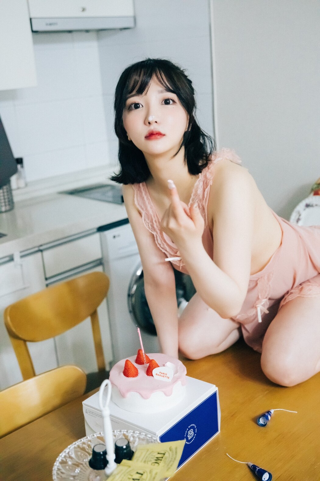 Loozy Son Ye-Eun 손예은 Happy Birthday S.Ver A