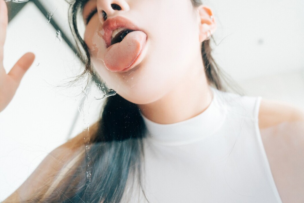 Loozy SonSon 손손 – Spit On Mex B