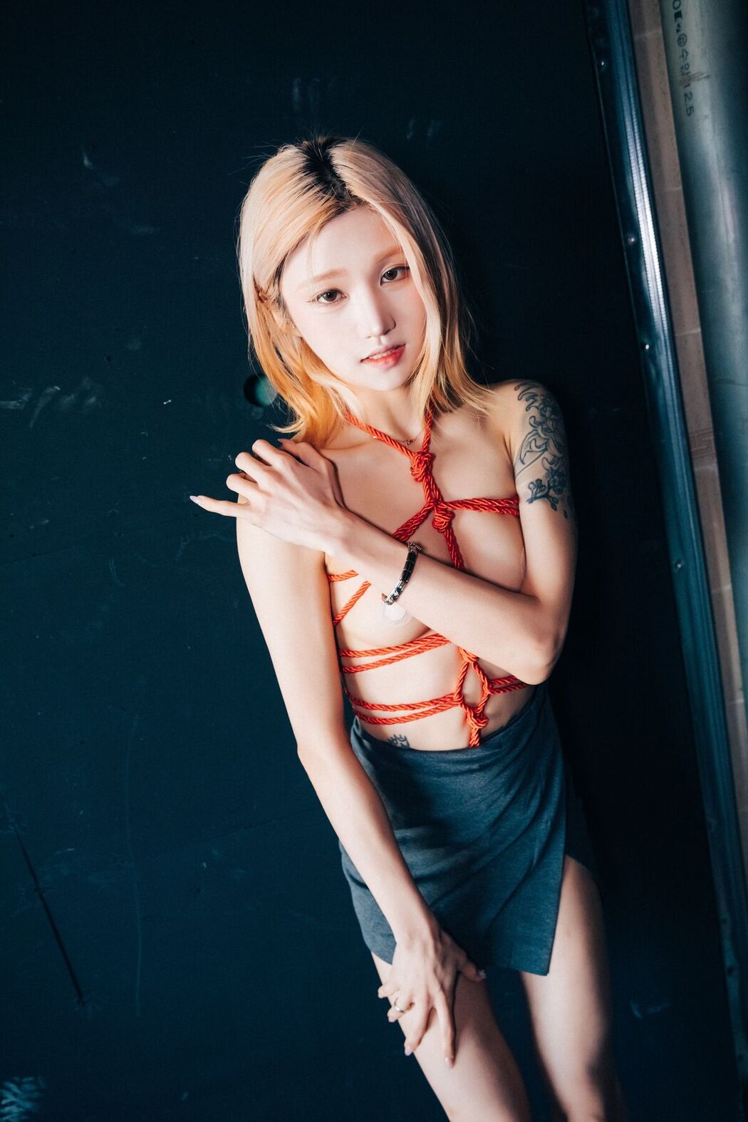Loozy Taeri – Enslave S.Ver