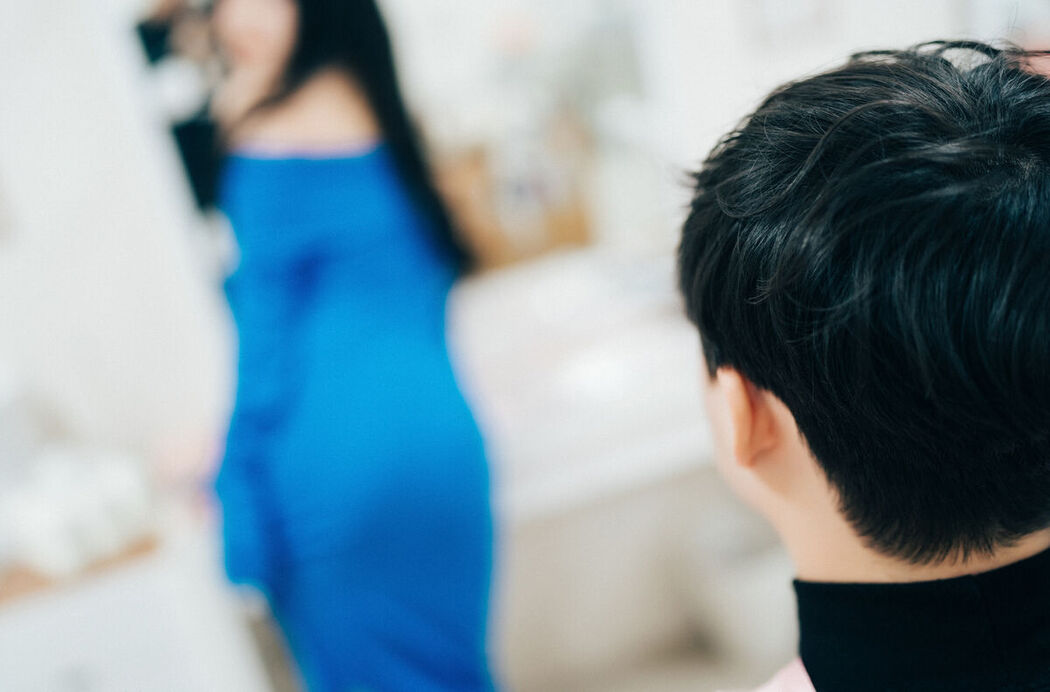 Loozy Zia – Adult Hair Shop Part1