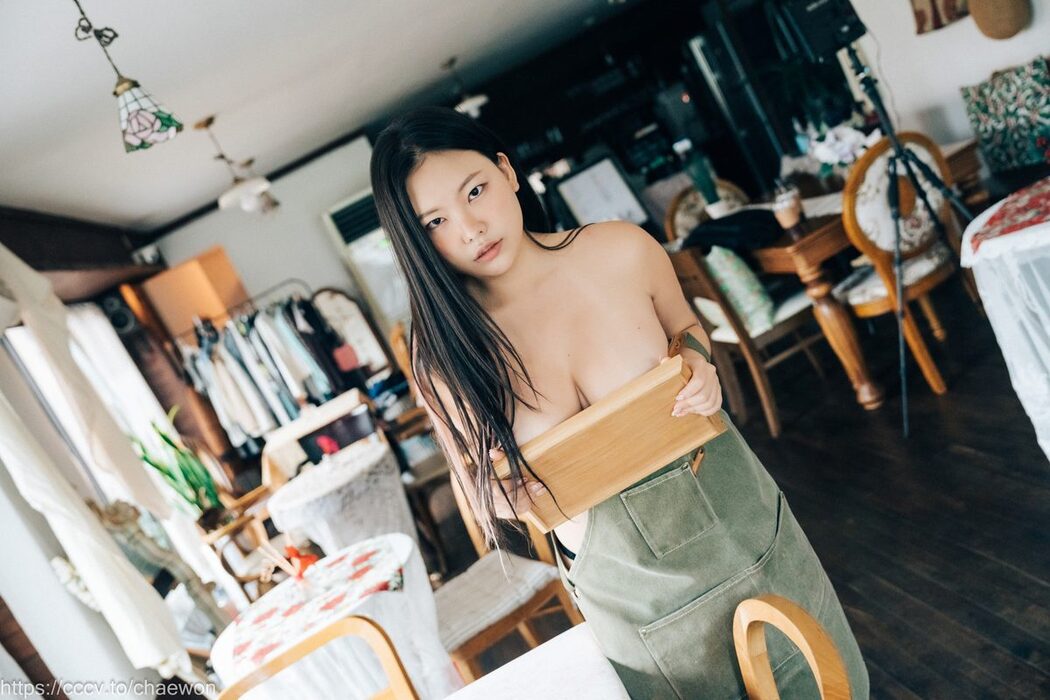 Loozy Ssunskey – Role Cafe A