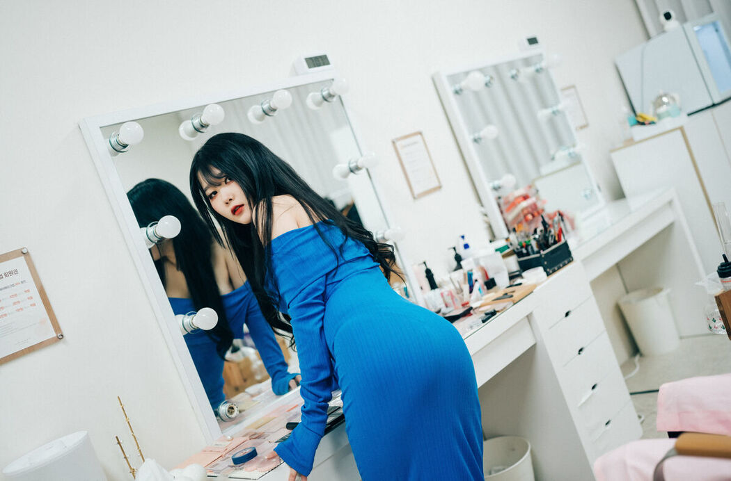 Loozy Zia – Adult Hair Shop Part1