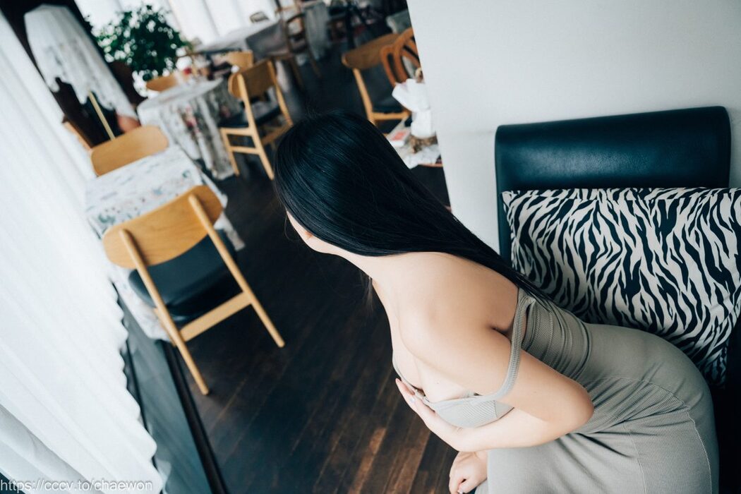 Loozy Ssunskey – Role Cafe B