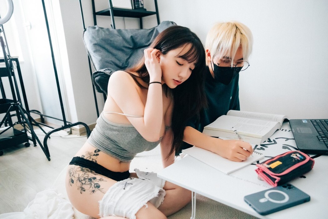 Loozy Son Ye-Eun 손예은 – Private Tutor S.Ver
