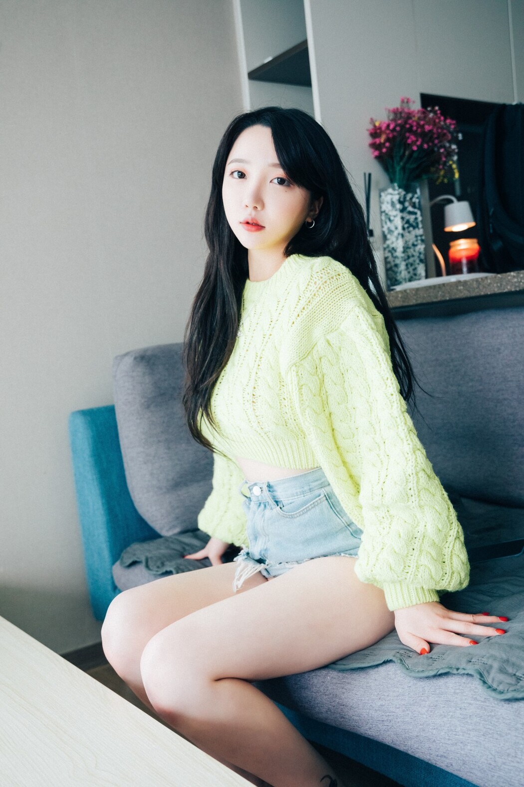 Loozy Son Ye-Eun 손예은 – Travel Partner