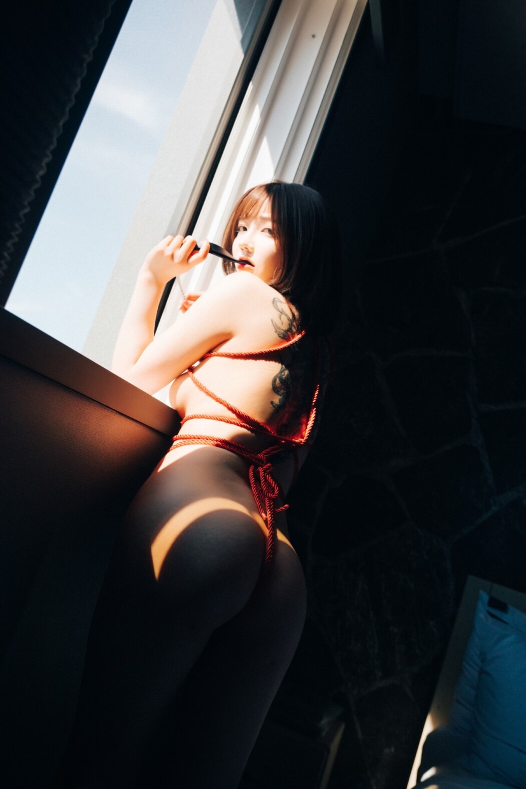 Loozy Son Ye-Eun 손예은 – SM CarXXX