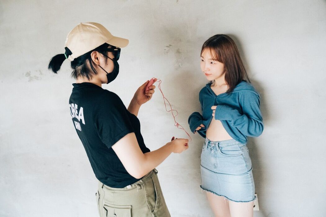 Loozy Yeri – Enjoying Outdoor Part1