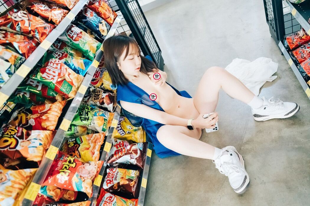 Loozy Yeri – Pocket Girl Alba B