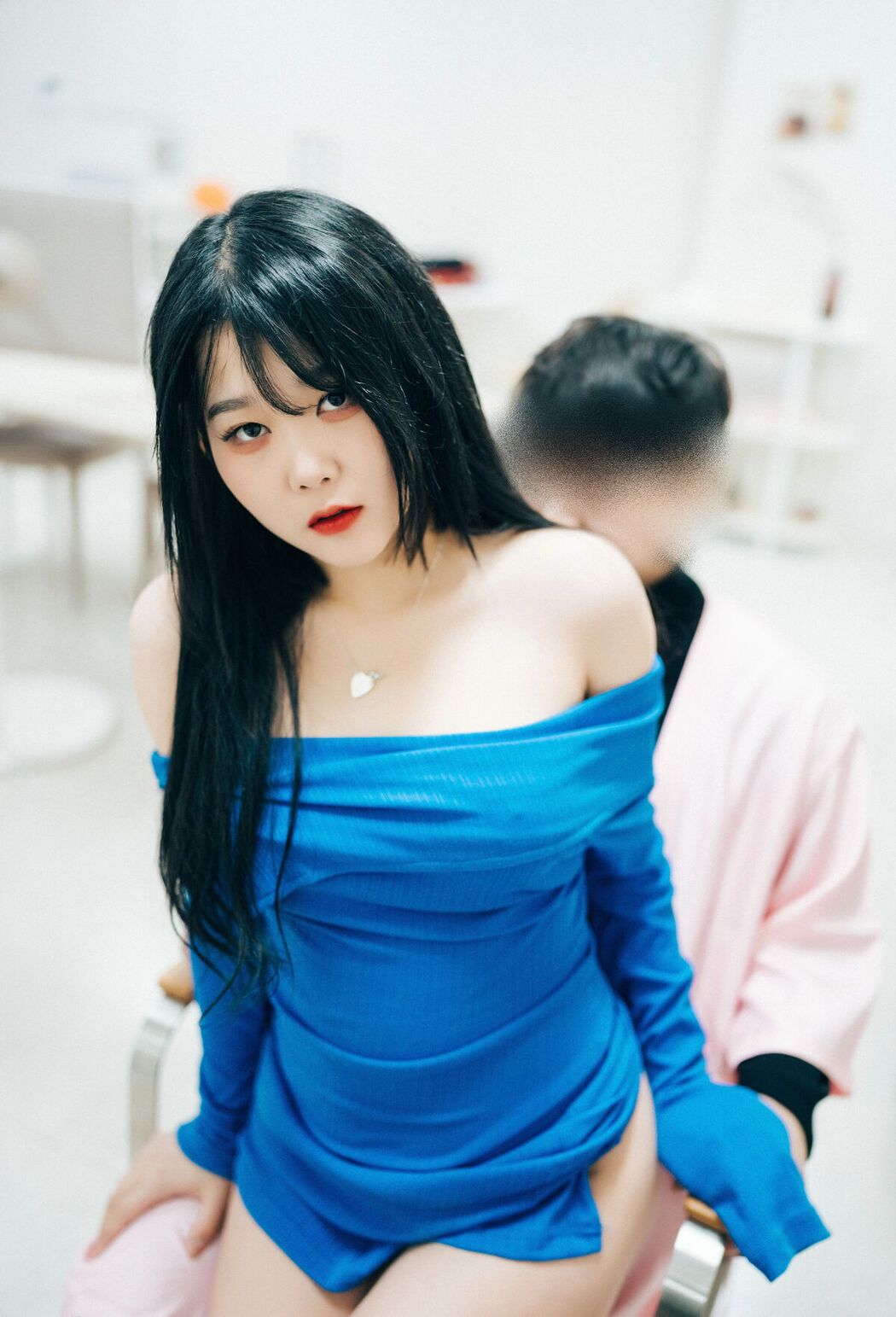 Loozy Zia – Adult Hair Shop Part2