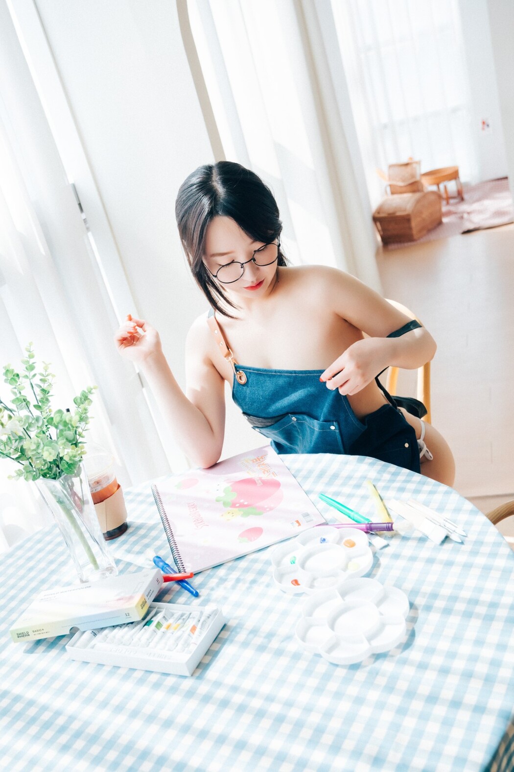 Loozy Son Ye-Eun 손예은 – Nudy Painter S.ver
