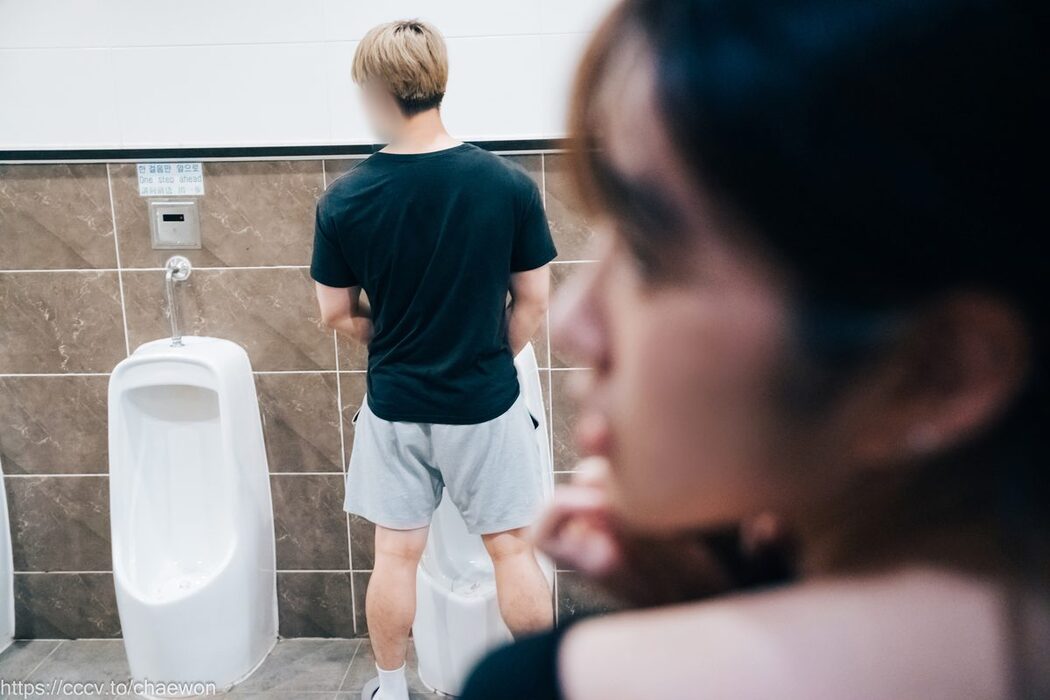 Loozy SonSon 손손 – Public Toilet A