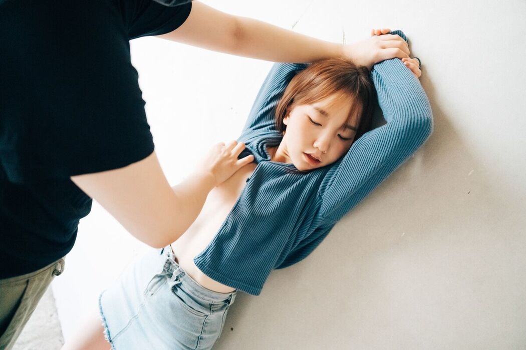 Loozy Yeri – Enjoying Outdoor Part1