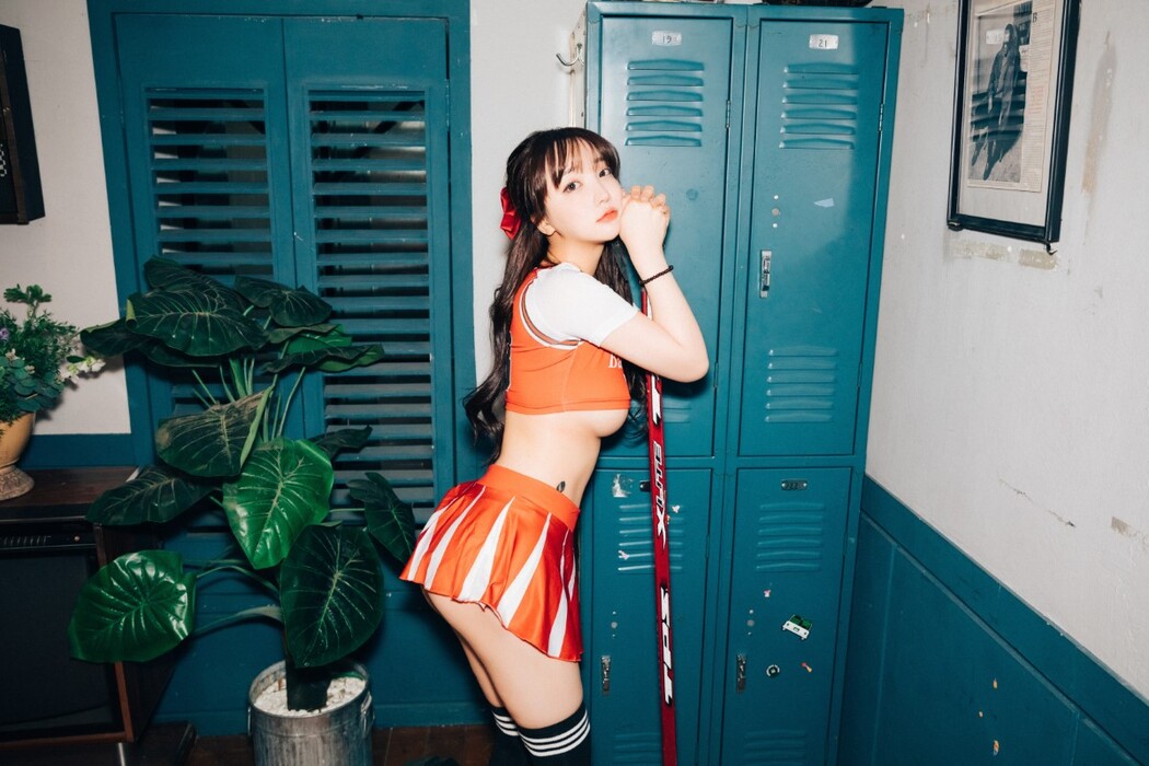 Loozy Son Ye-Eun 손예은 – Cheer Up