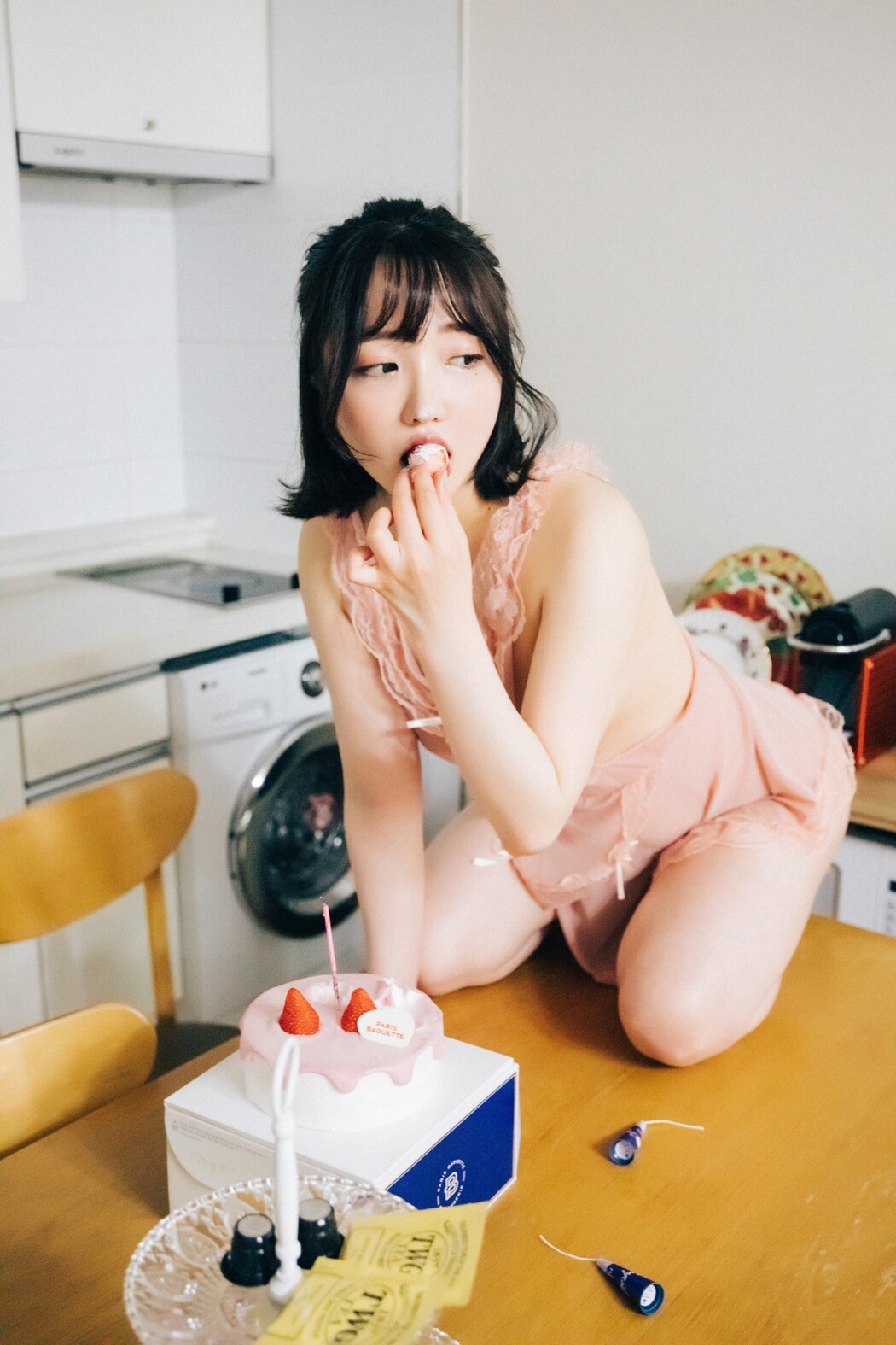 Loozy Son Ye-Eun 손예은 Happy Birthday S.Ver A