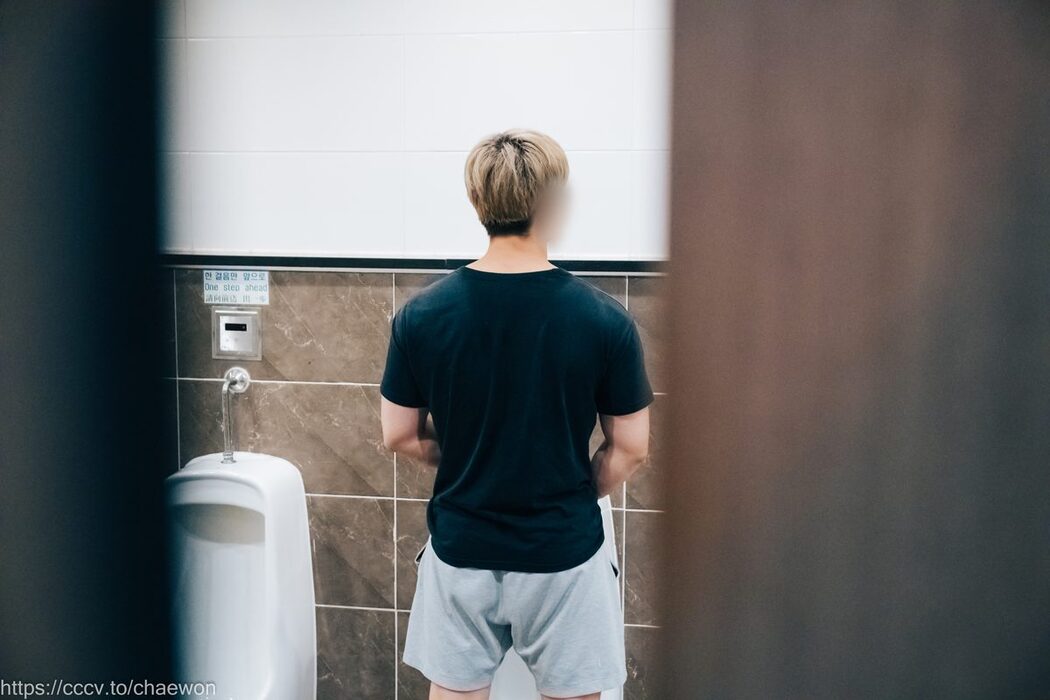 Loozy SonSon 손손 – Public Toilet A