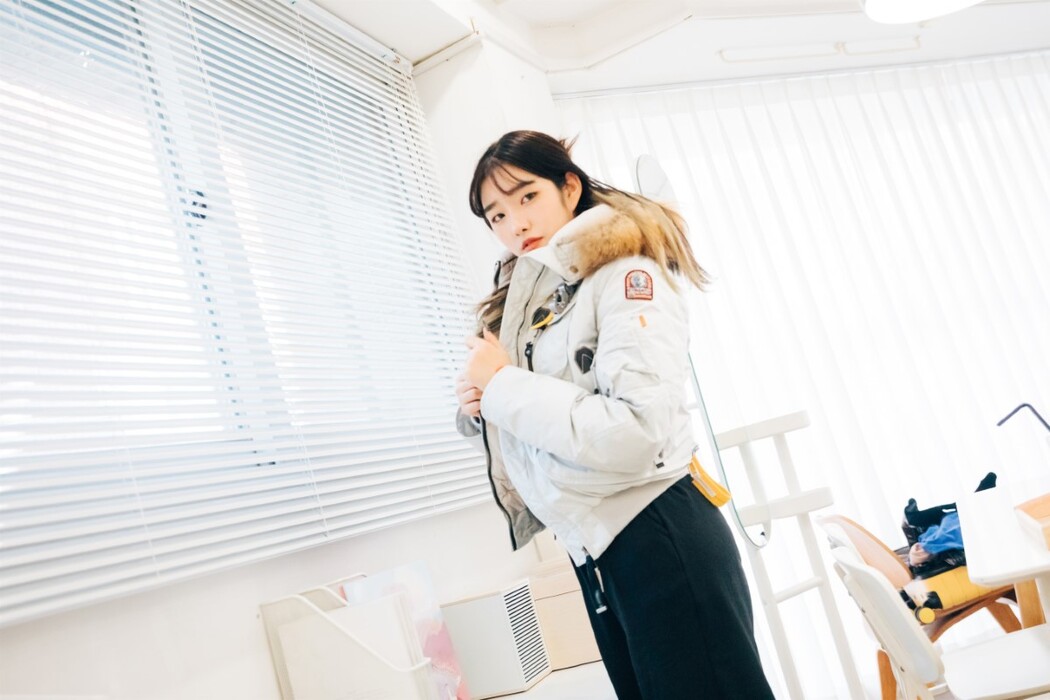 Loozy Sonson 손손 – Nude Apron