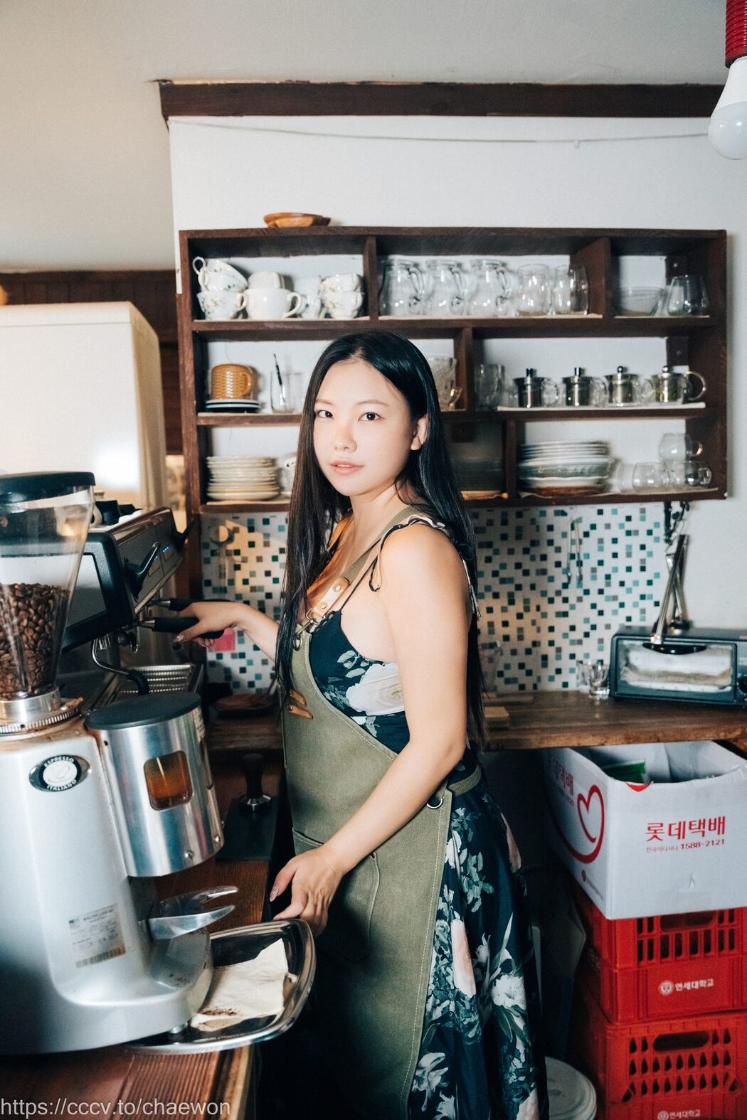 Loozy Ssunskey – Role Cafe A