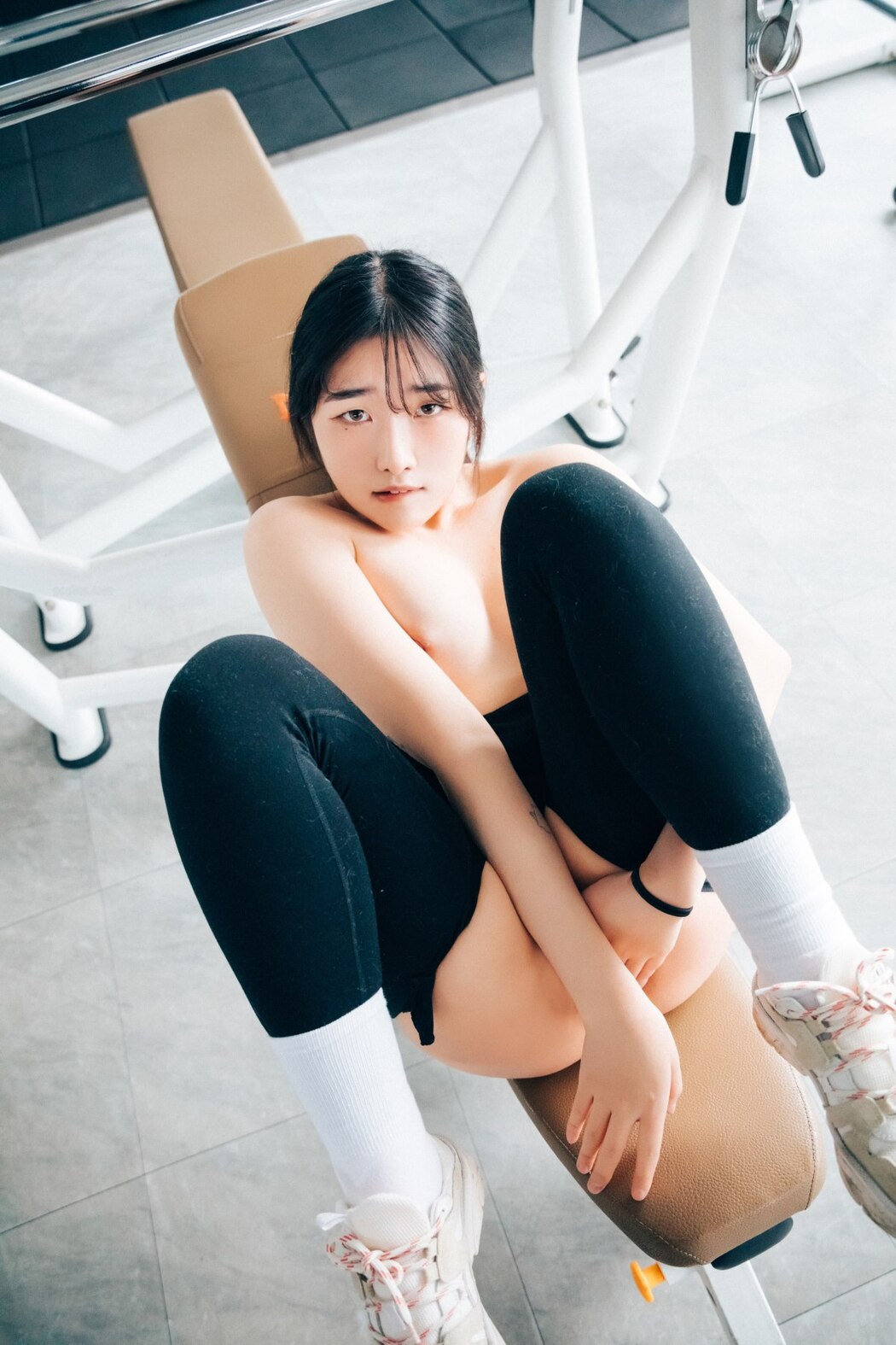 Loozy Sonson 손손 – Personal Trainer S.Ver