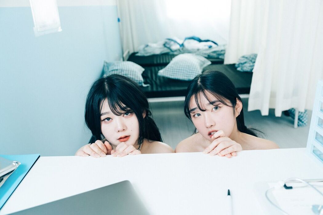 Loozy Sonson 손손 x Zia 지아 – Bitch Academy B