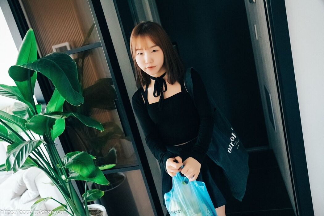 Loozy Yeri – Visitor Part1
