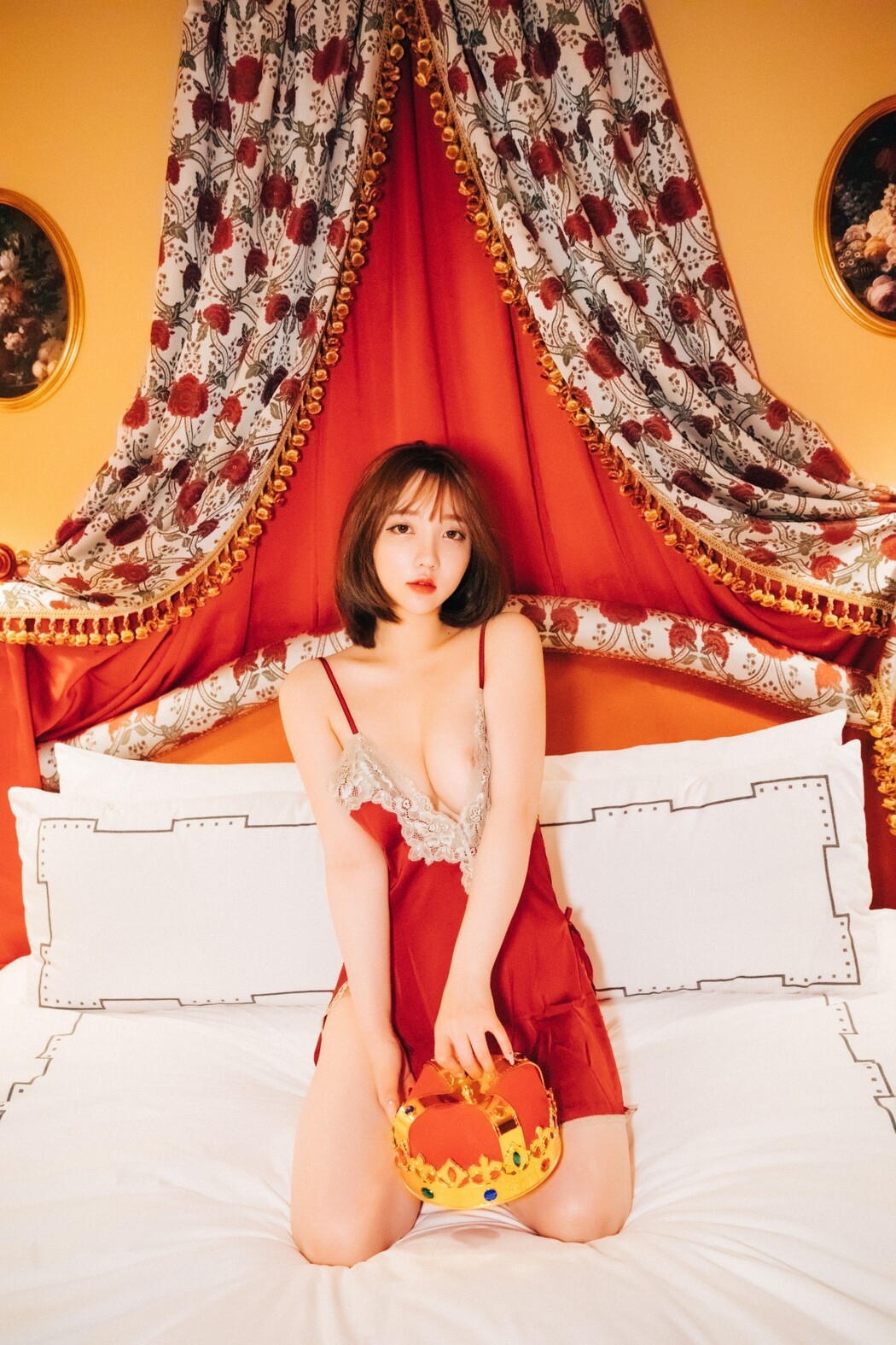 Loozy Son Ye-Eun 손예은 – Halloqueen S.Ver